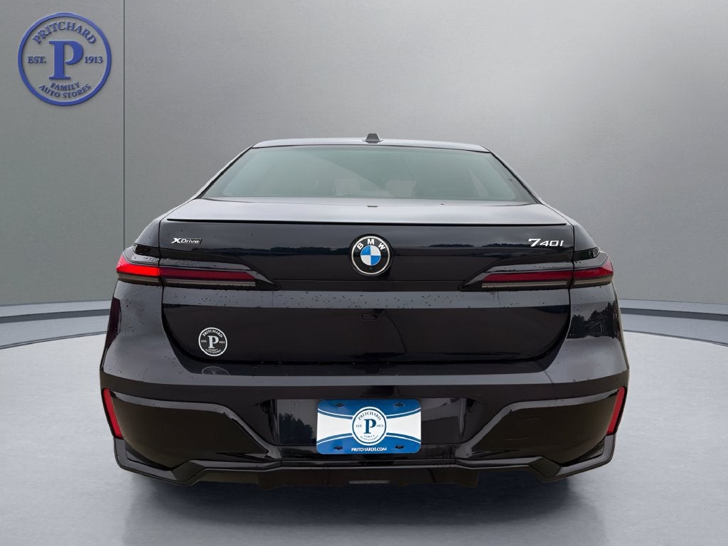 2026 BMW 7 Series 740i xDrive
