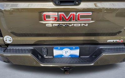 2023 GMC Canyon AT4