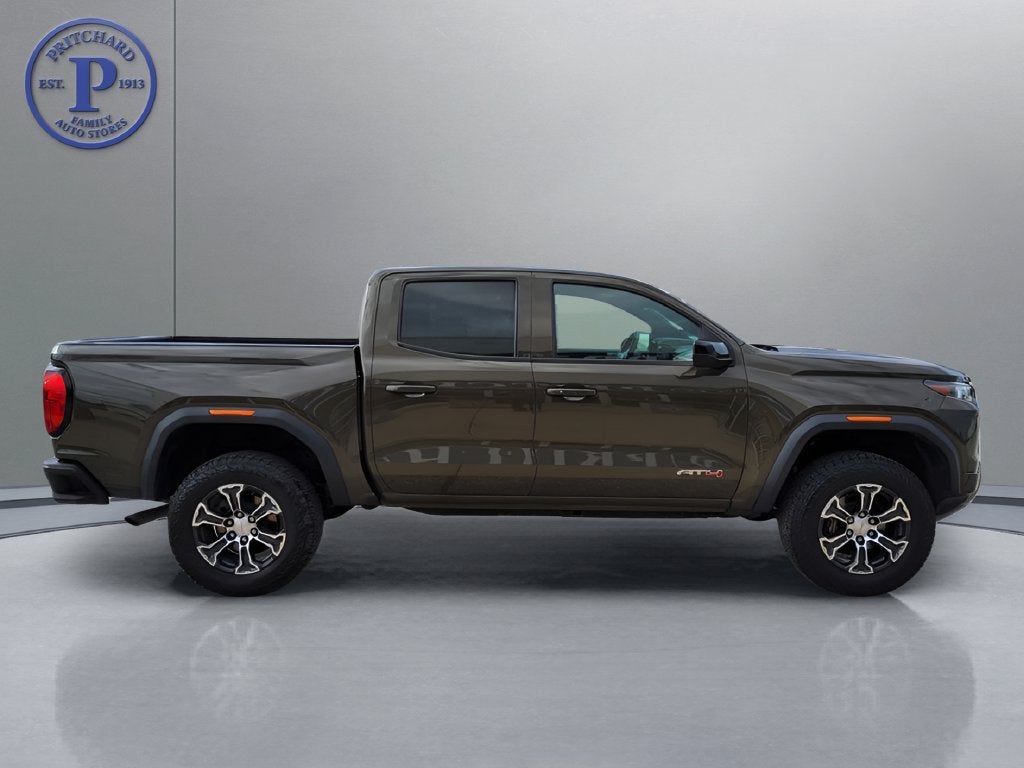 2023 GMC Canyon AT4