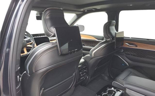 2025 Jeep Grand Cherokee L Summit