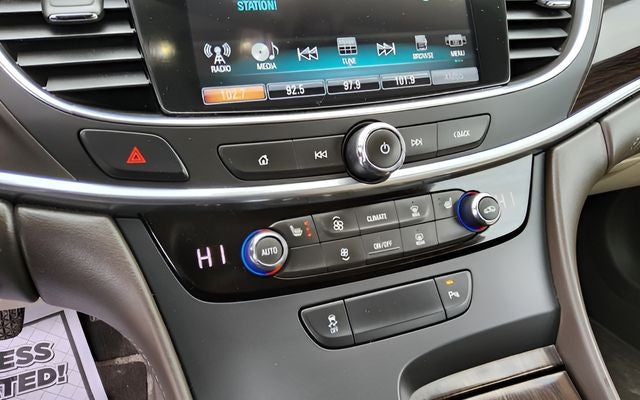 2018 Buick LaCrosse Essence