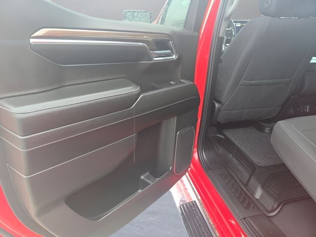 2024 Chevrolet Silverado 1500 LT LT1