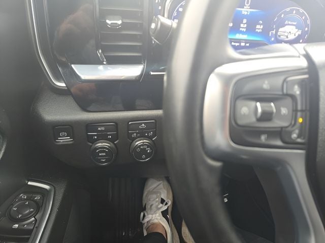 2024 Chevrolet Silverado 1500 LT LT1