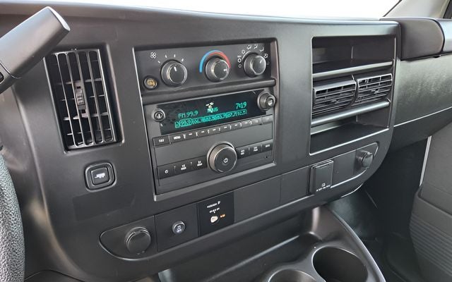 2024 Chevrolet Express 2500 Work Van Cargo