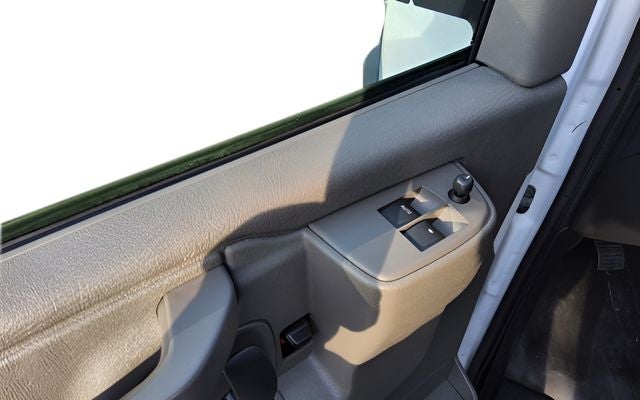 2024 Chevrolet Express 2500 Work Van Cargo