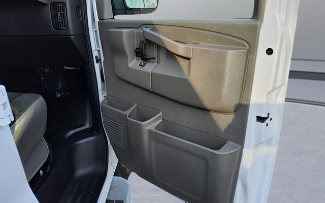 2024 Chevrolet Express 2500 Work Van Cargo