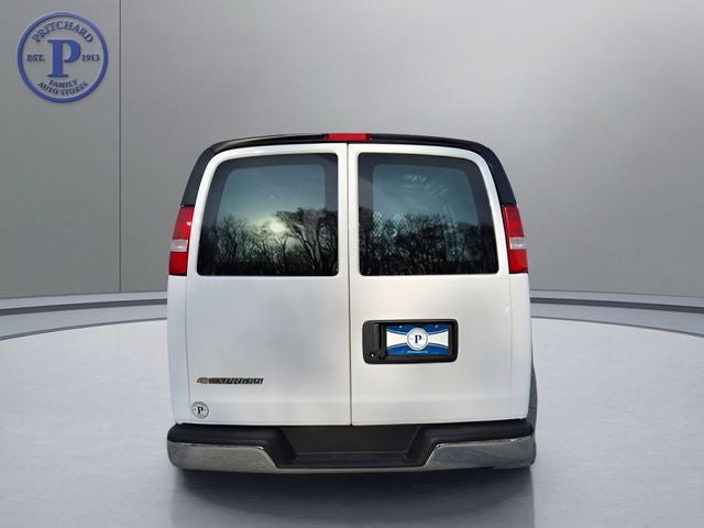 2024 Chevrolet Express 2500 Work Van Cargo