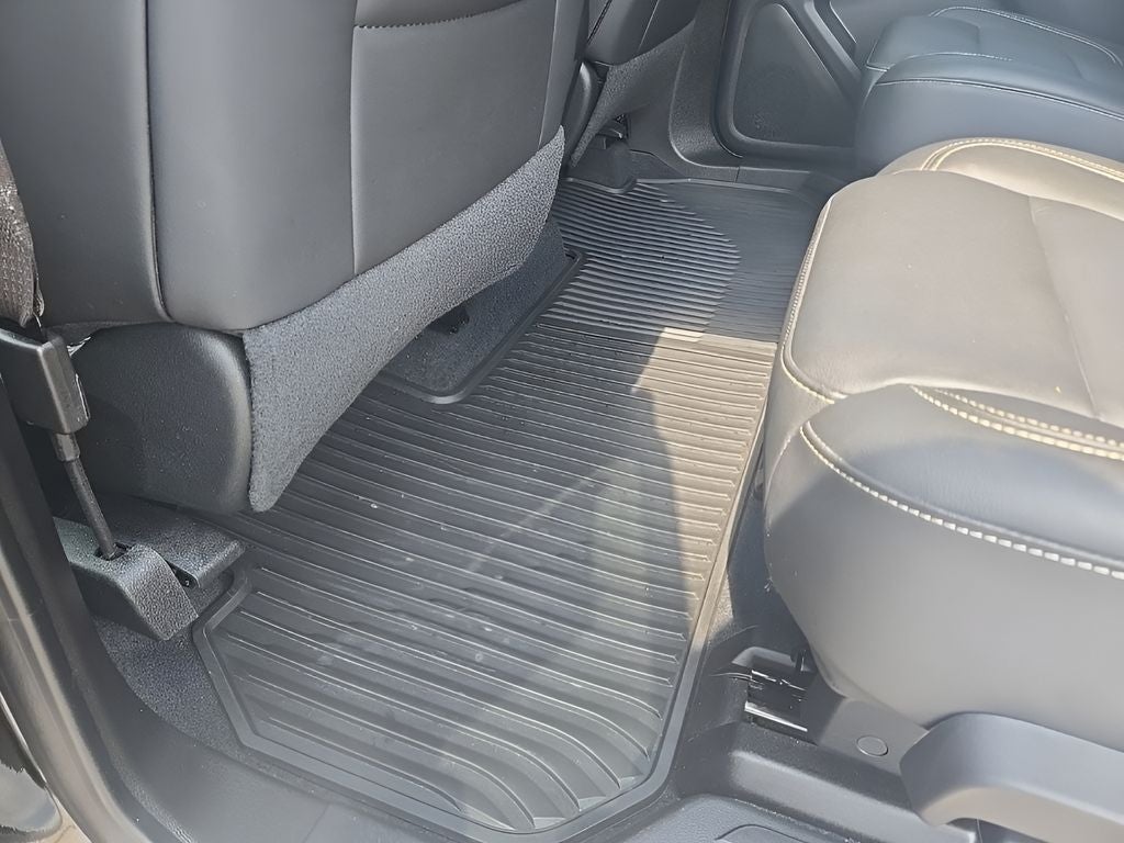2024 Chevrolet Traverse Limited LT Leather