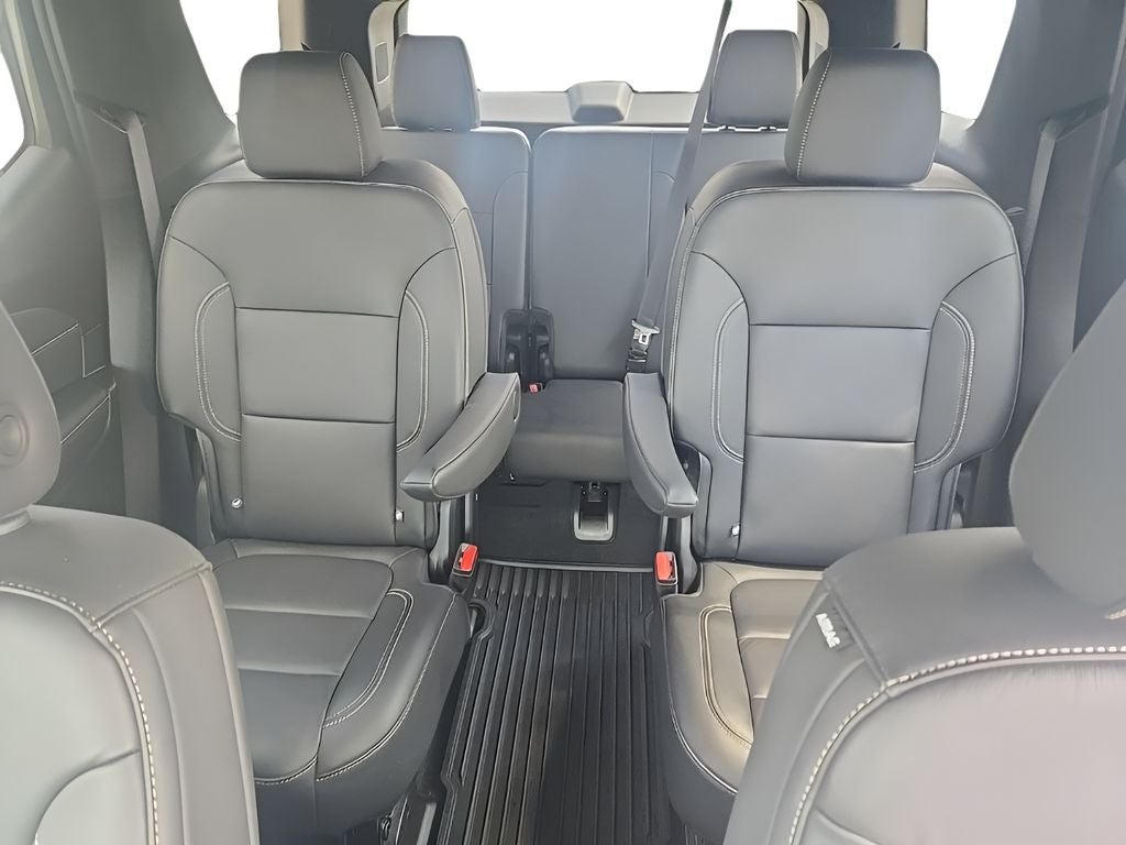 2024 Chevrolet Traverse Limited LT Leather