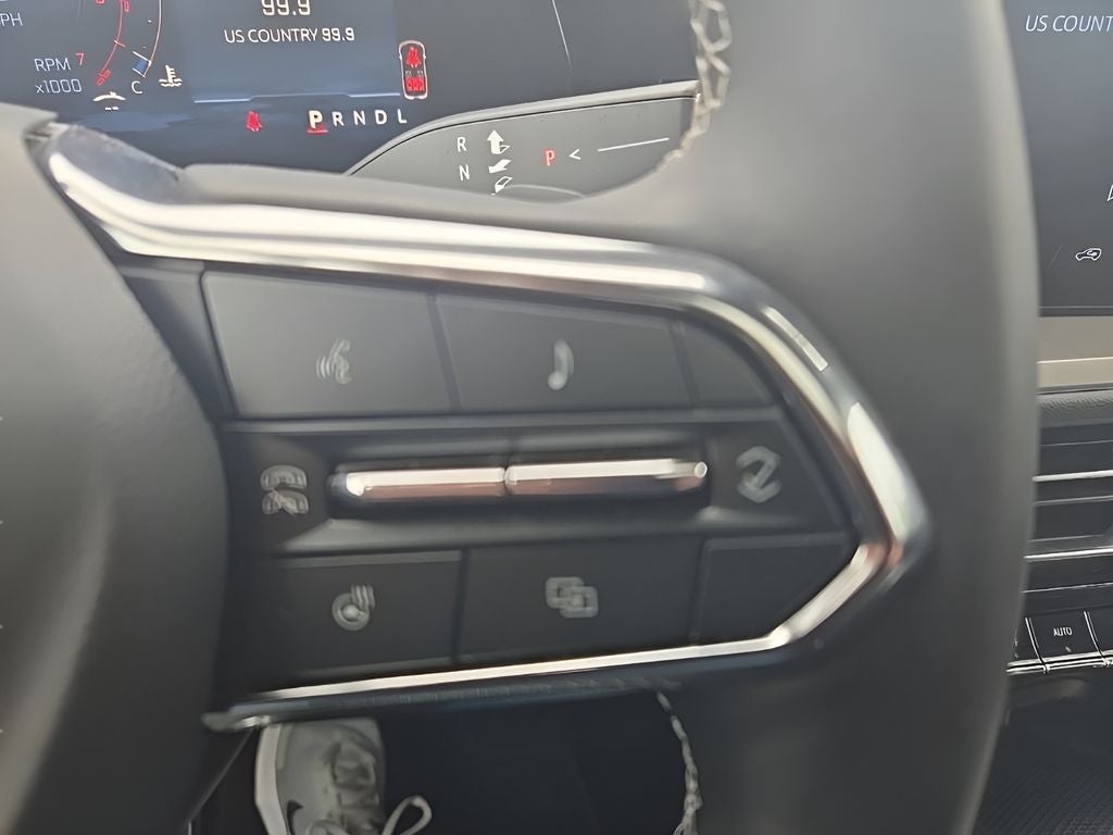 2025 Chevrolet Traverse LT 2LT