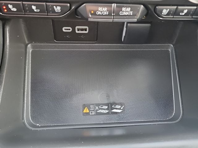 2024 Chevrolet Suburban Premier