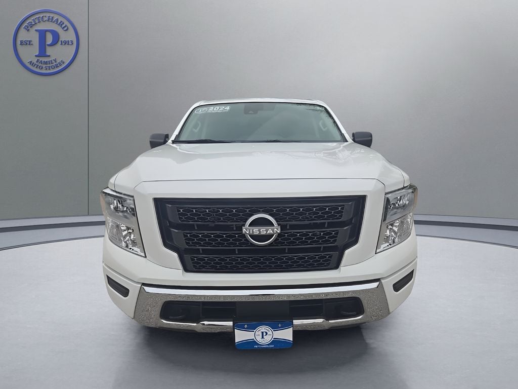 2024 Nissan Titan SV