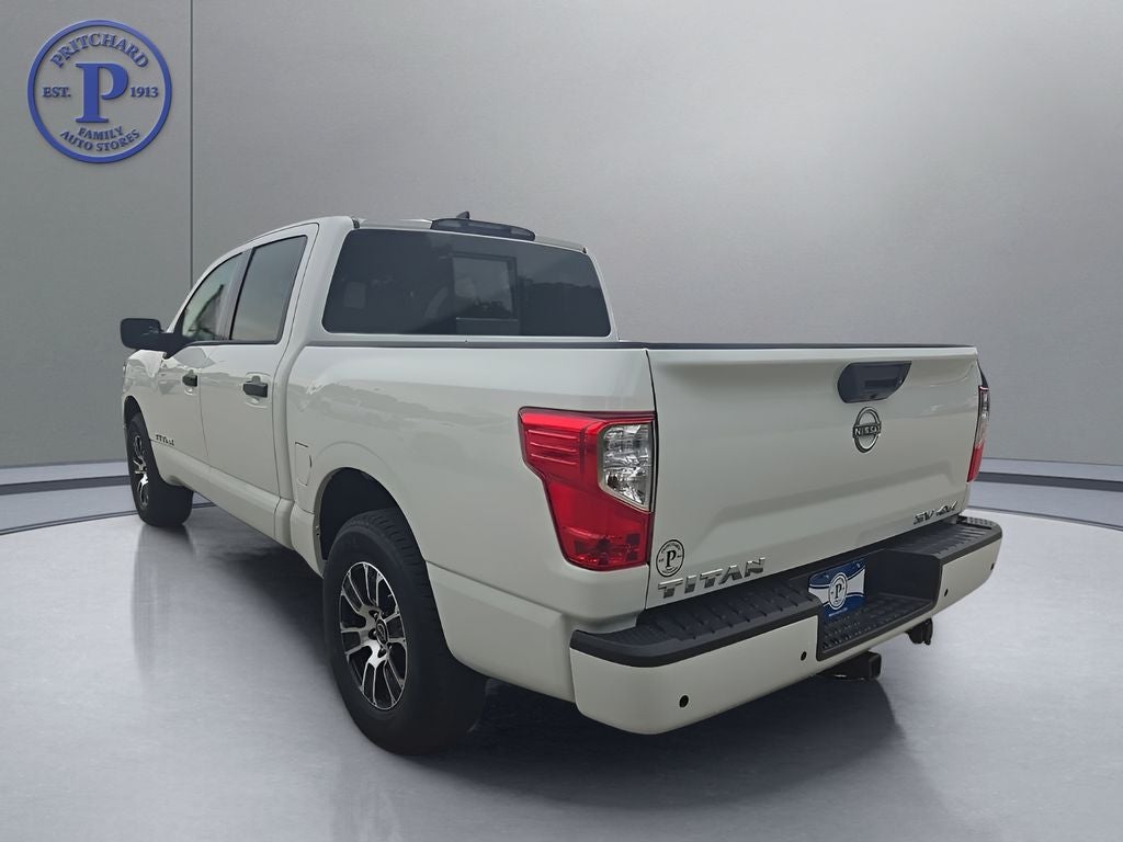 2024 Nissan Titan SV