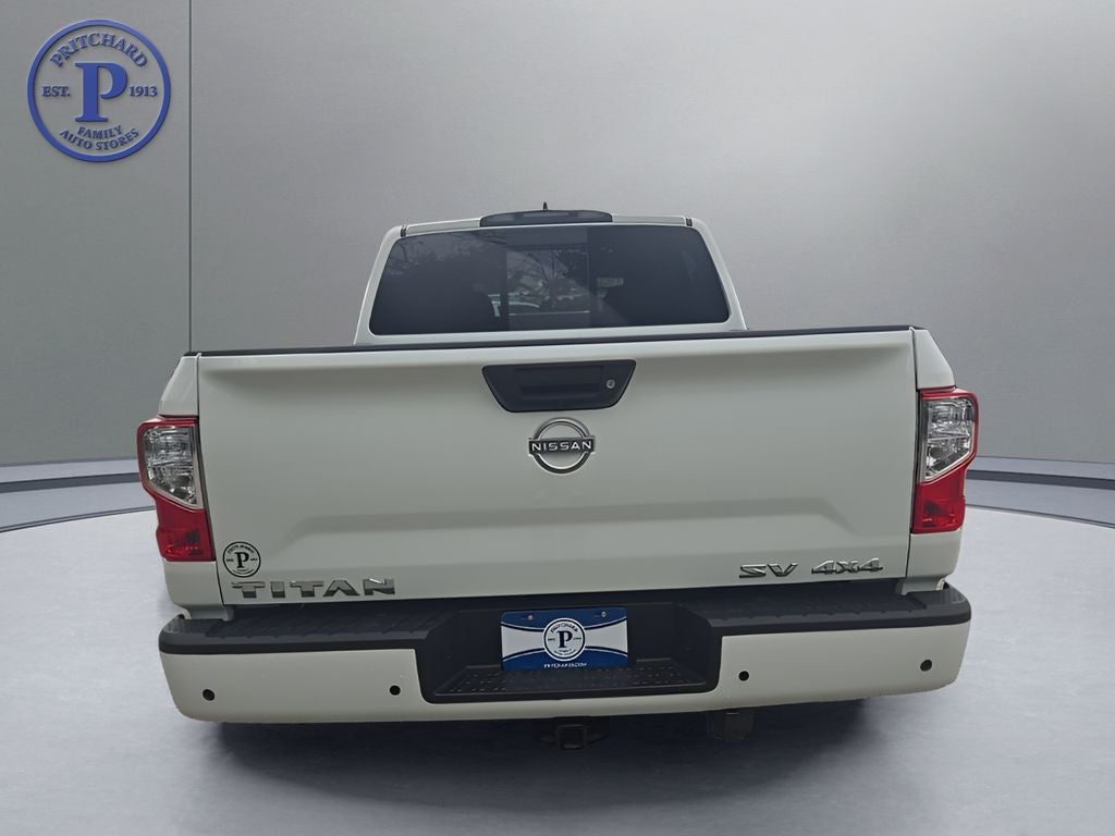 2024 Nissan Titan SV