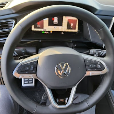 2026 Volkswagen Atlas Cross Sport 2.0T SEL R-Line Black