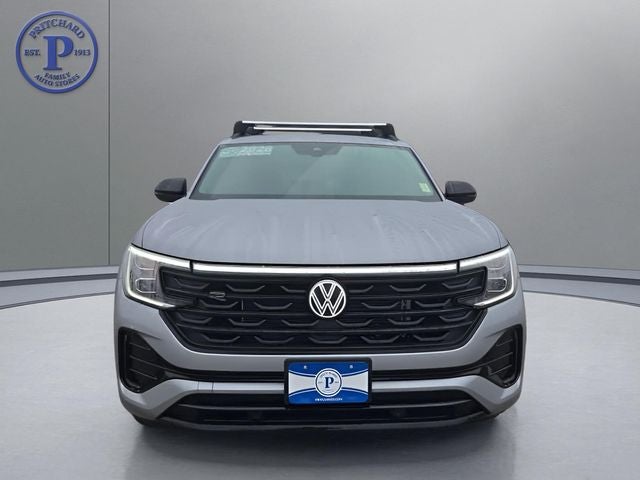 2026 Volkswagen Atlas Cross Sport 2.0T SEL R-Line Black
