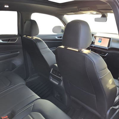 2026 Volkswagen Atlas Cross Sport 2.0T SEL R-Line Black