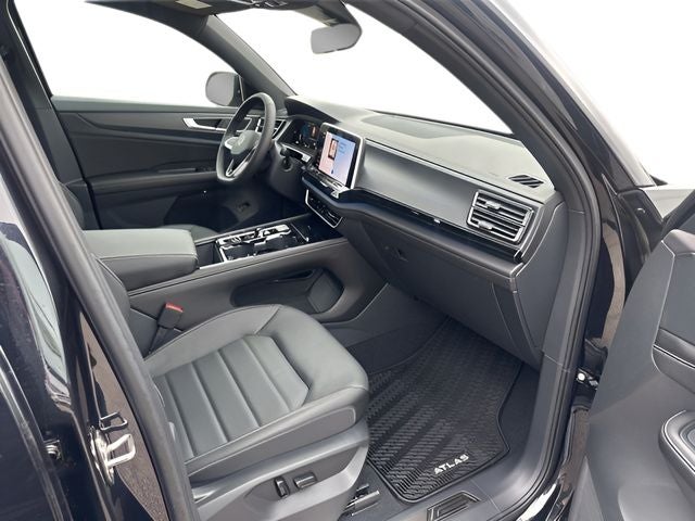 2026 Volkswagen Atlas Cross Sport 2.0T SEL R-Line Black