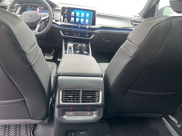 2026 Volkswagen Atlas Cross Sport 2.0T SEL R-Line Black