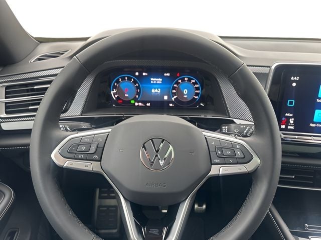 2026 Volkswagen Atlas Cross Sport 2.0T SEL R-Line Black