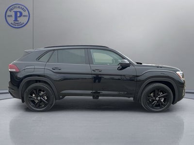 2026 Volkswagen Atlas Cross Sport 2.0T SEL R-Line Black