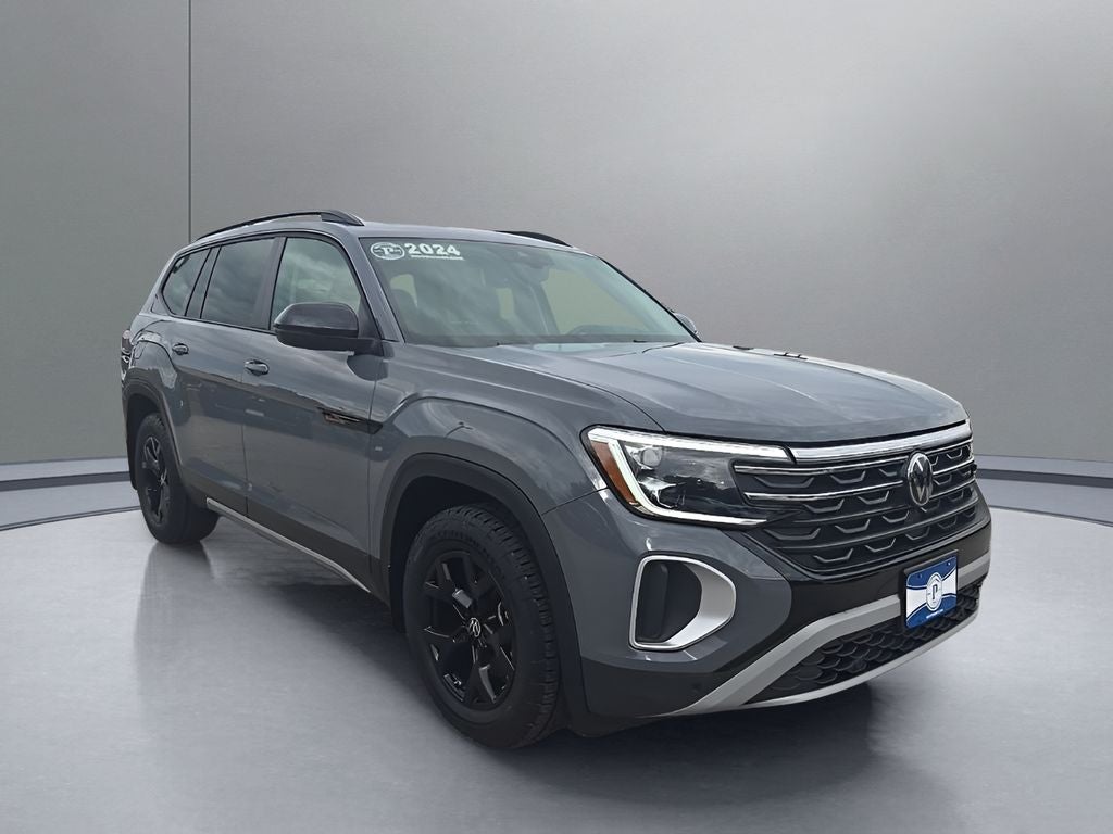 2024 Volkswagen Atlas 2.0T Peak Edition SE w/Technology