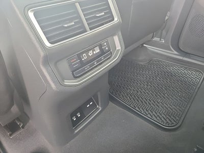 2024 Volkswagen Atlas 2.0T Peak Edition SE w/Technology