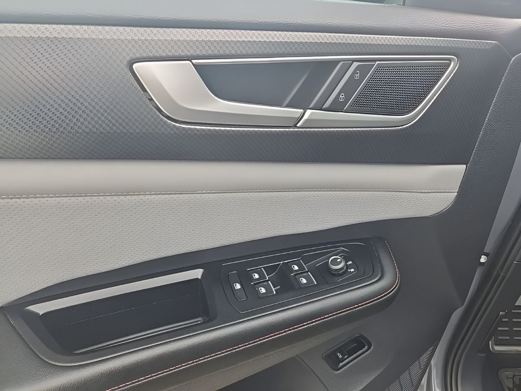 2024 Volkswagen Atlas 2.0T Peak Edition SE w/Technology