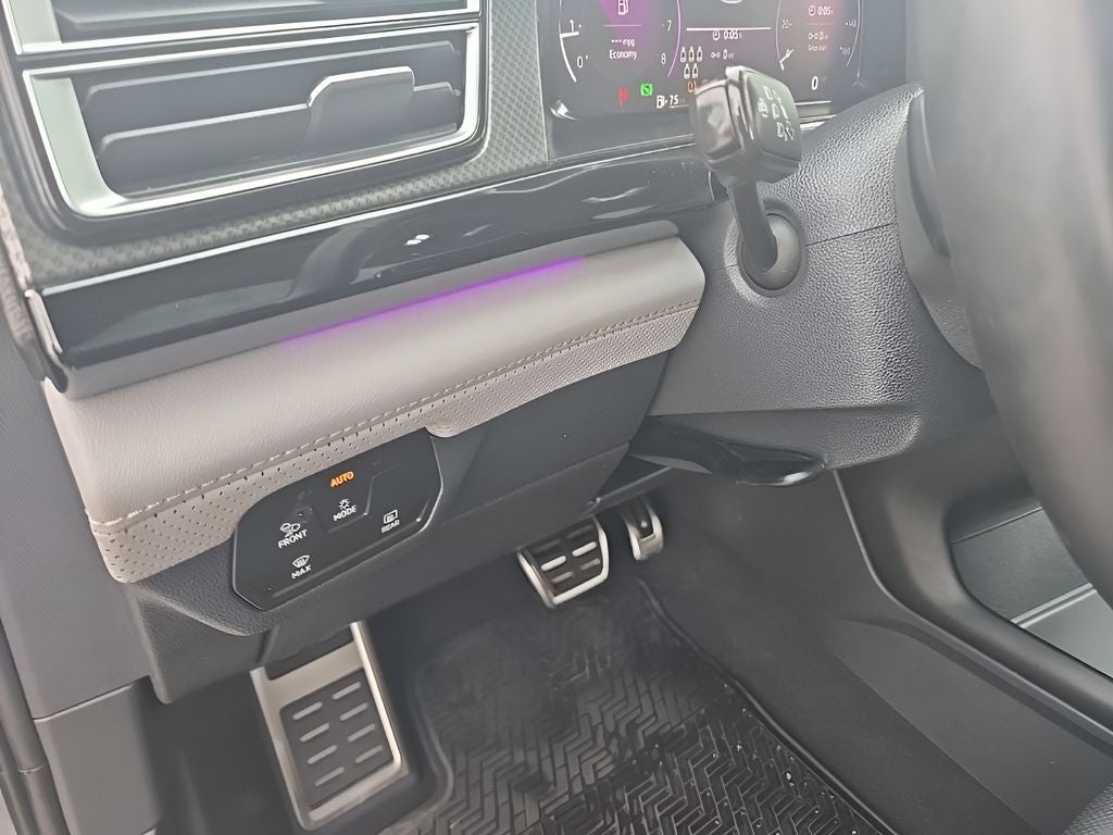 2024 Volkswagen Atlas 2.0T Peak Edition SE w/Technology
