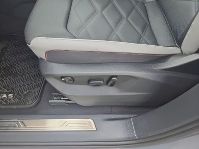 2024 Volkswagen Atlas 2.0T Peak Edition SE w/Technology
