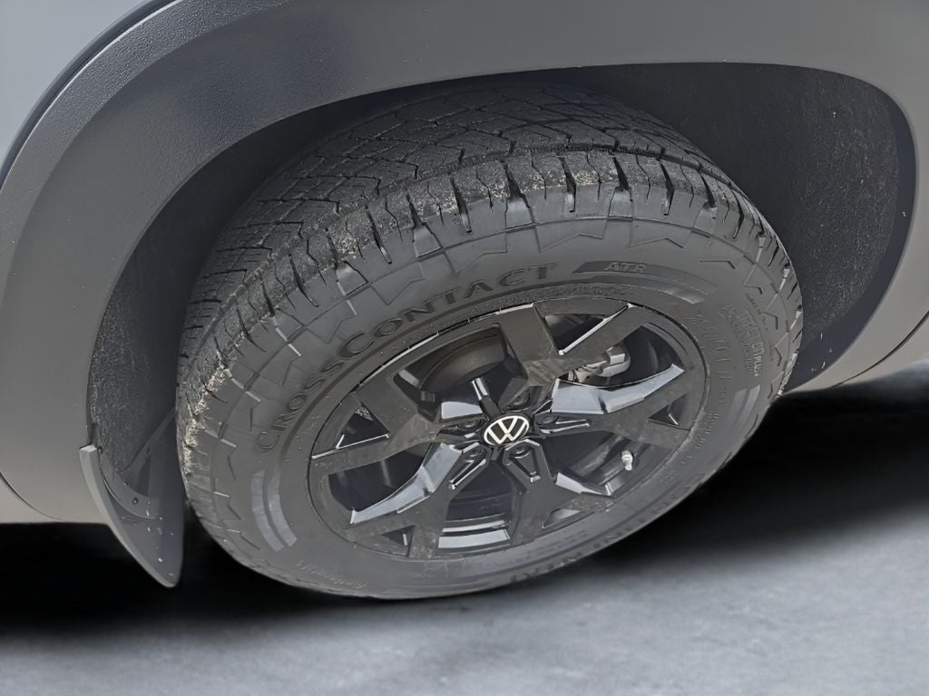 2024 Volkswagen Atlas 2.0T Peak Edition SE w/Technology