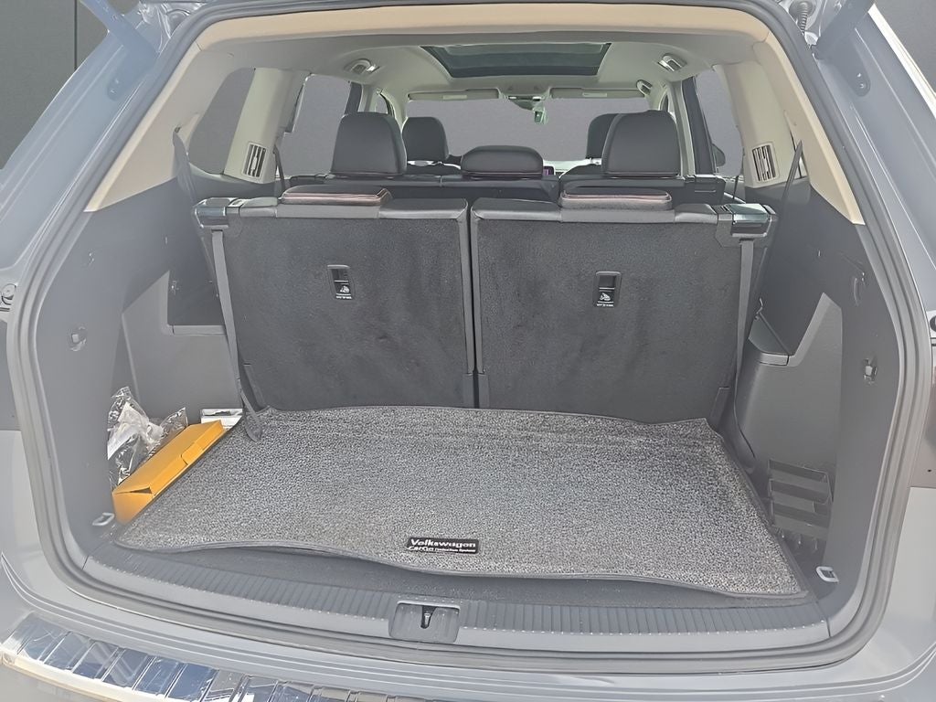 2024 Volkswagen Atlas 2.0T Peak Edition SE w/Technology