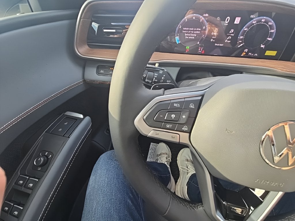 2027 Volkswagen Atlas SEL Premium R-Line 4MOTION