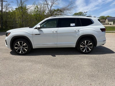 2026 Volkswagen Atlas 2.0T SEL Premium R-Line