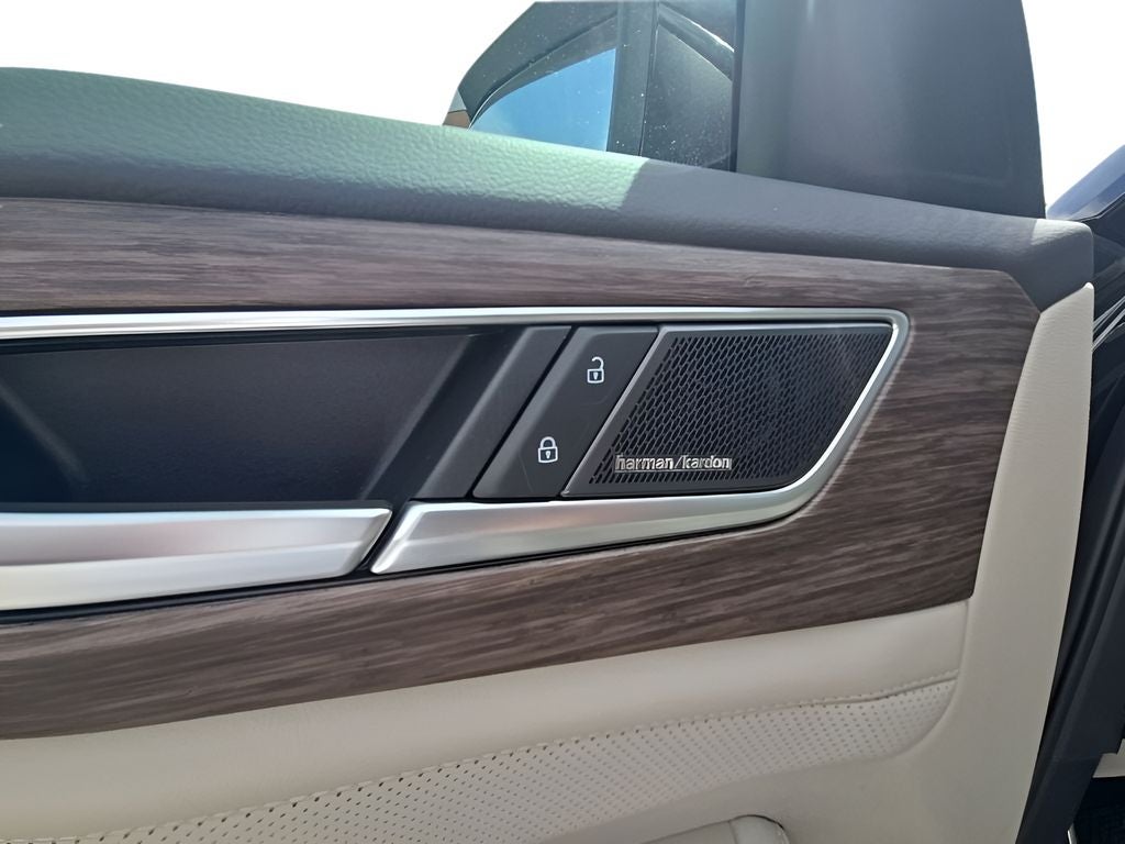 2026 Volkswagen Atlas 2.0T SEL Premium R-Line 4MOTION