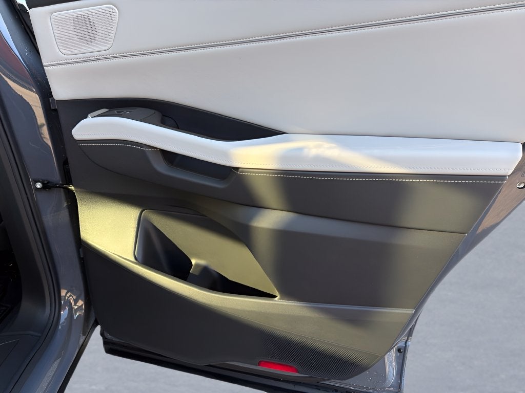 2027 Volkswagen Atlas SE w/Tech 4MOTION