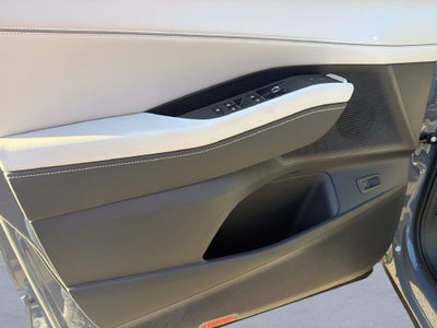 2027 Volkswagen Atlas SE w/Tech 4MOTION