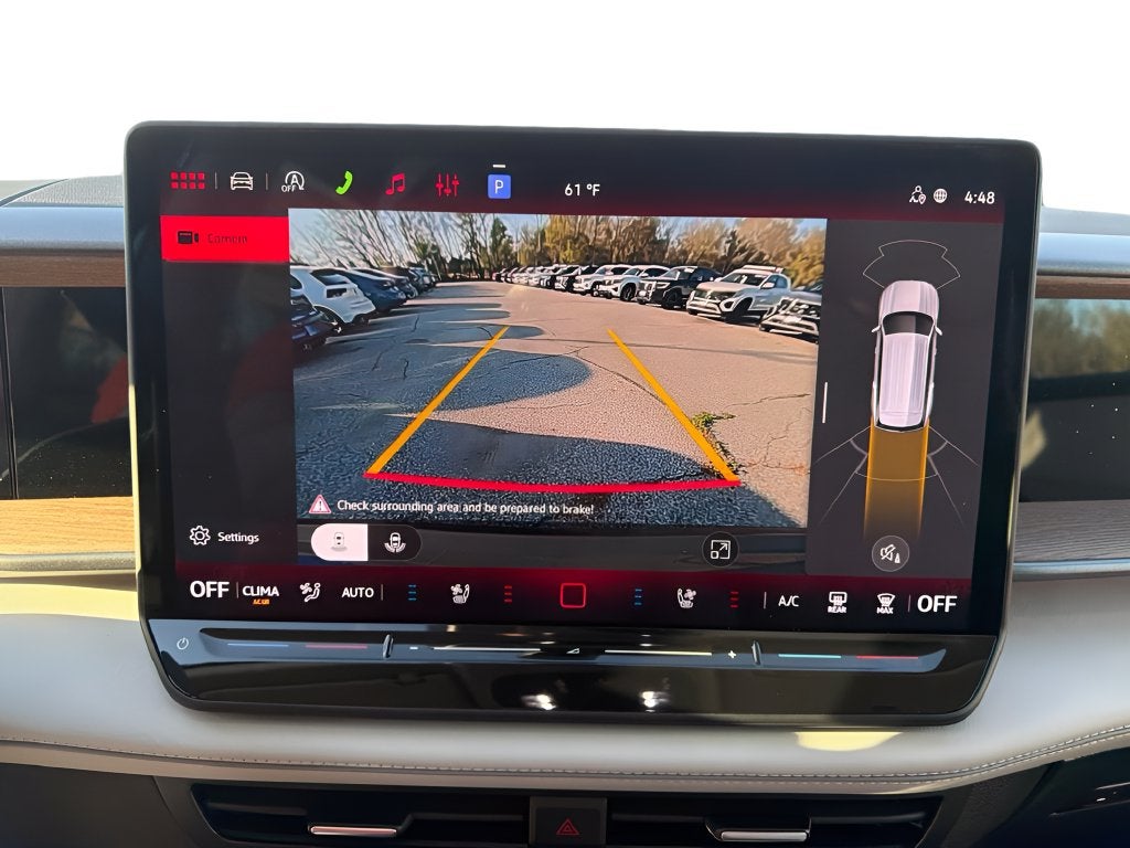 2027 Volkswagen Atlas SE w/Tech 4MOTION