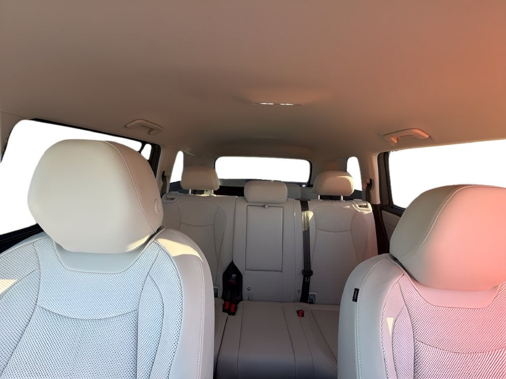 2027 Volkswagen Atlas SE w/Tech 4MOTION