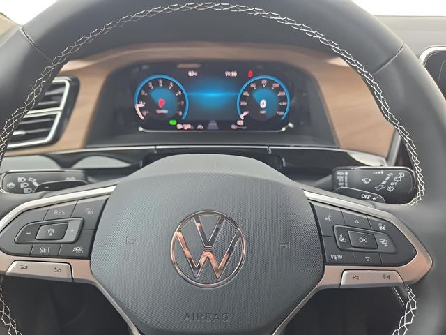 2026 Volkswagen Atlas 2.0T SE w/ Technology