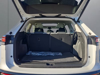 2027 Volkswagen Atlas SE w/Tech 4MOTION