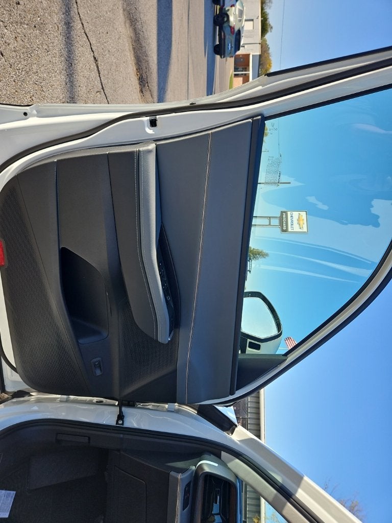 2027 Volkswagen Atlas SE w/Tech 4MOTION