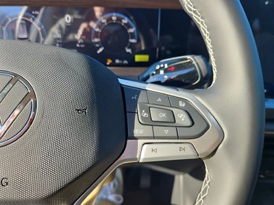 2027 Volkswagen Atlas SE w/Tech 4MOTION