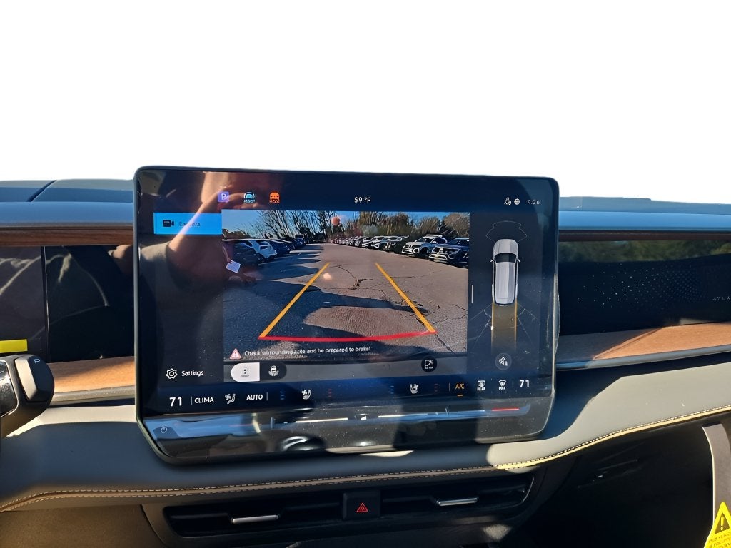 2027 Volkswagen Atlas SE w/Tech 4MOTION