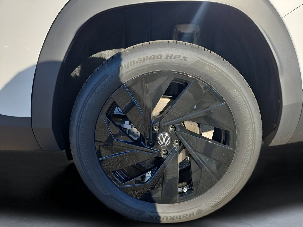 2027 Volkswagen Atlas SE w/Tech 4MOTION
