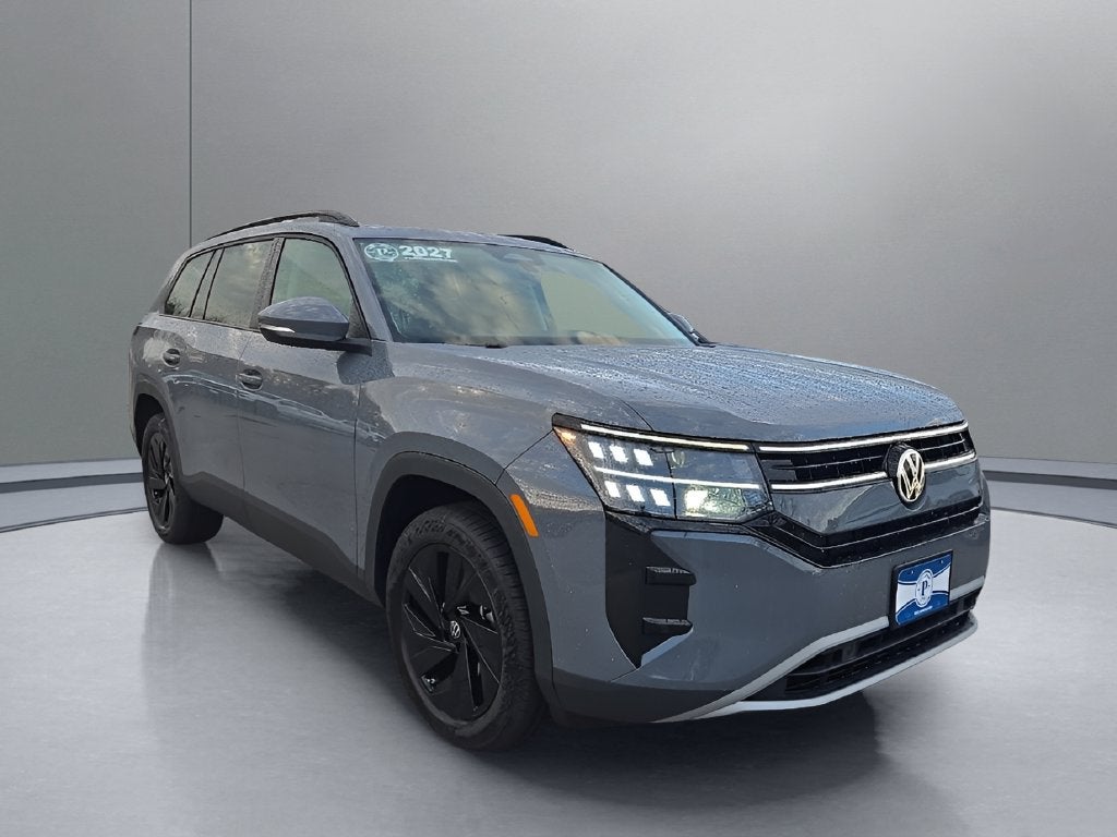 2027 Volkswagen Atlas SE w/Technology