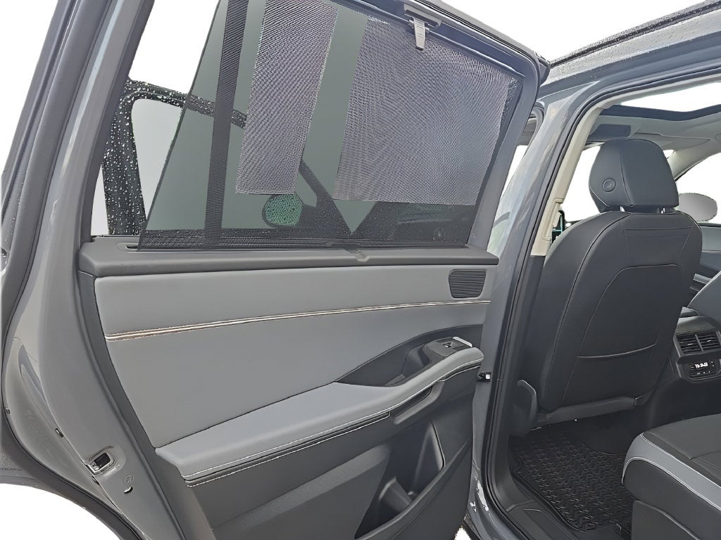 2027 Volkswagen Atlas SE w/Technology