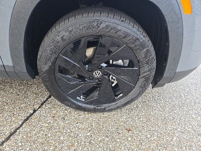 2027 Volkswagen Atlas SE w/Technology