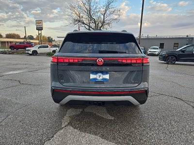 2027 Volkswagen Atlas SE w/Technology