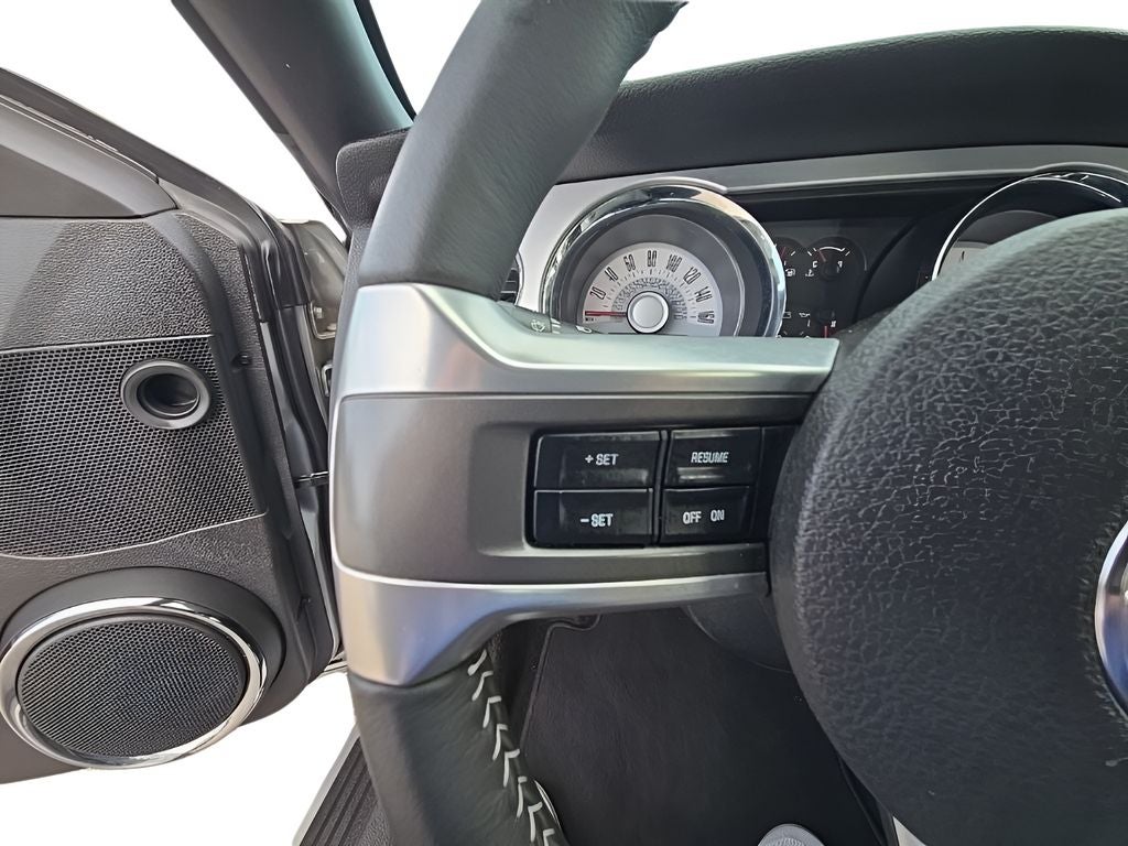 2012 Ford Mustang V6 Premium